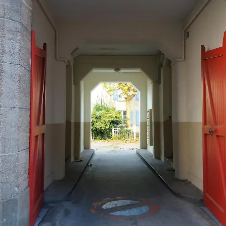 Le Gatsby By Cocoonr *